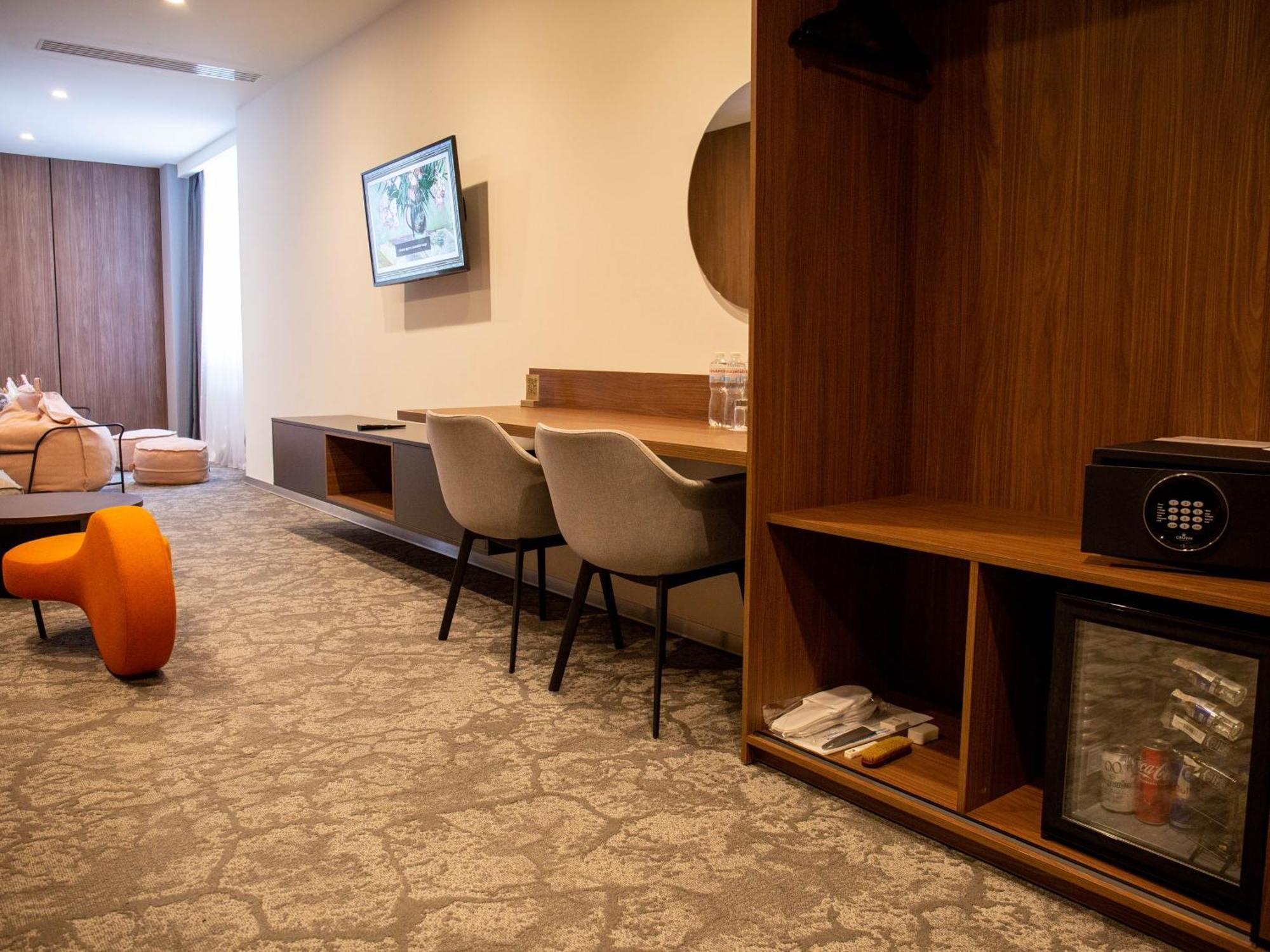 Small Hotel Винница Экстерьер фото